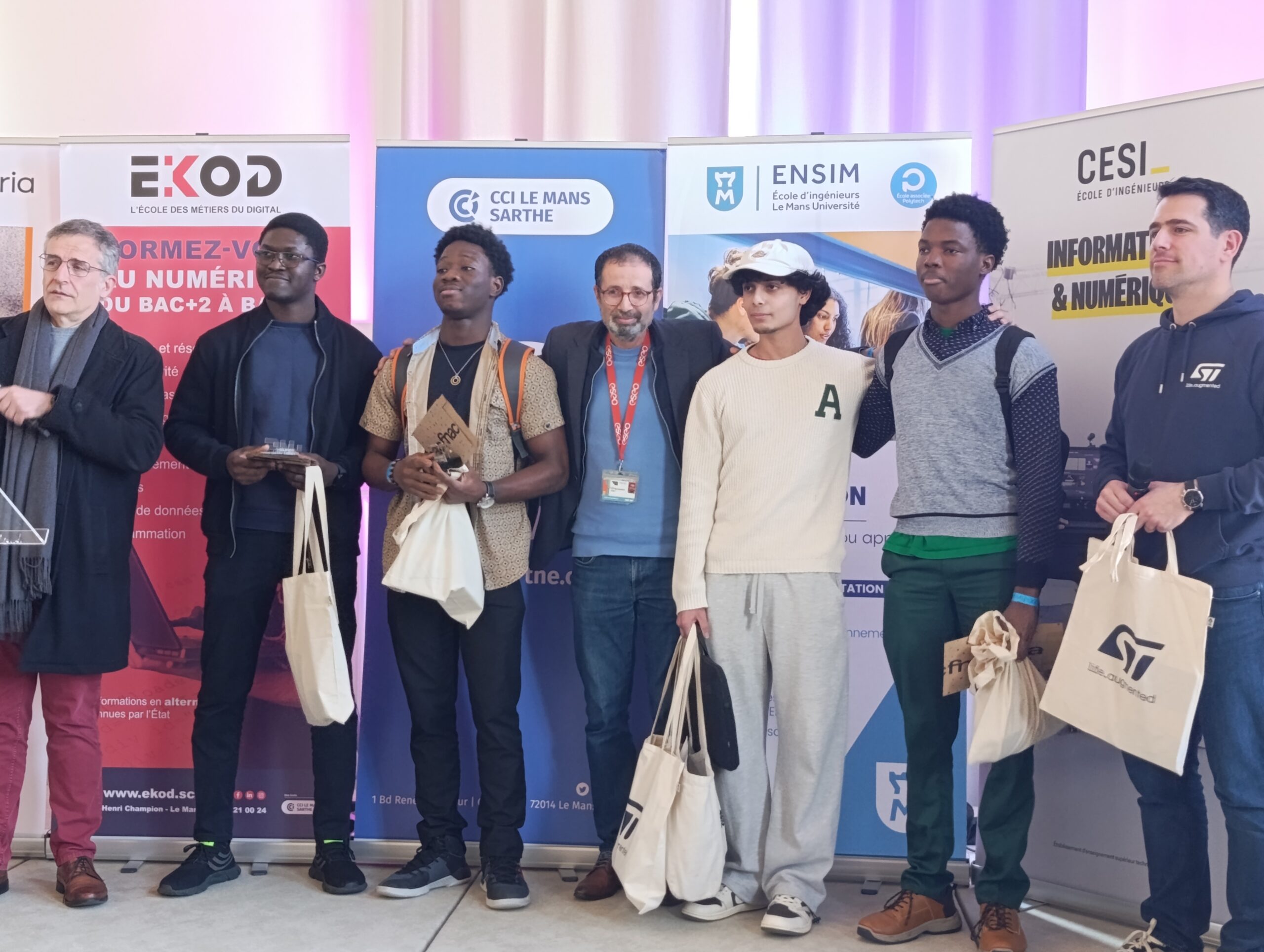 24h du Code : les étudiants d&rsquo;ESEO sur le podium au Mans